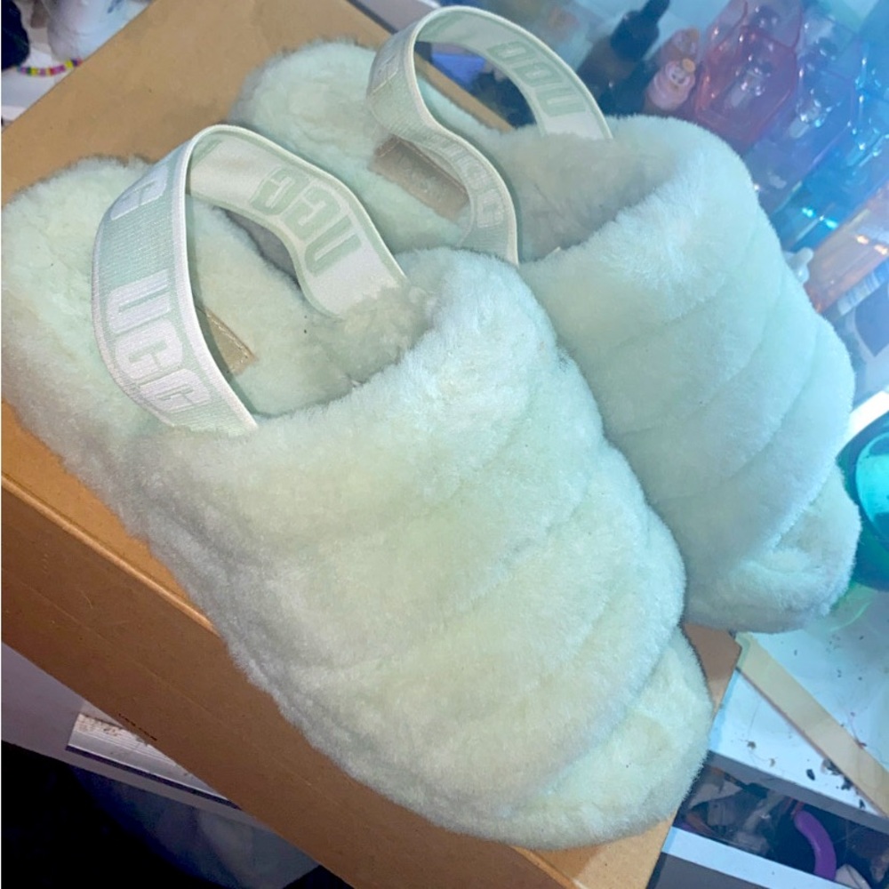 Perfect ugg slippers for the winter & summer